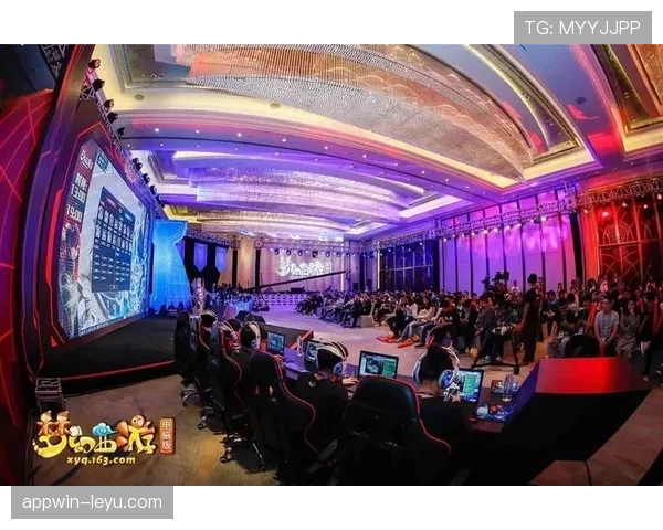 足球传奇再燃战火：巅峰对决重现，状态回暖引关注