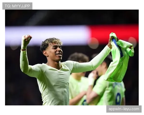 足球新星优选：多位年轻球员本赛季表现稳健，持续提升备受期待