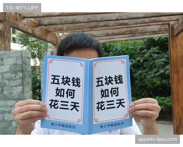 张博恒这生活也太反差了吧，随手一张照片就把我整个月工资羞辱了